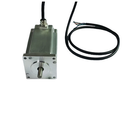 Motor paso a paso 3N.m Nema 24, grado IP 67, doble eje para sistemas de seguimiento de paneles solares